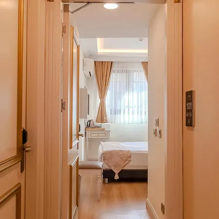 מלון Hall Sultanahmet 3*