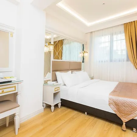 Отель Hall Sultanahmet 3*